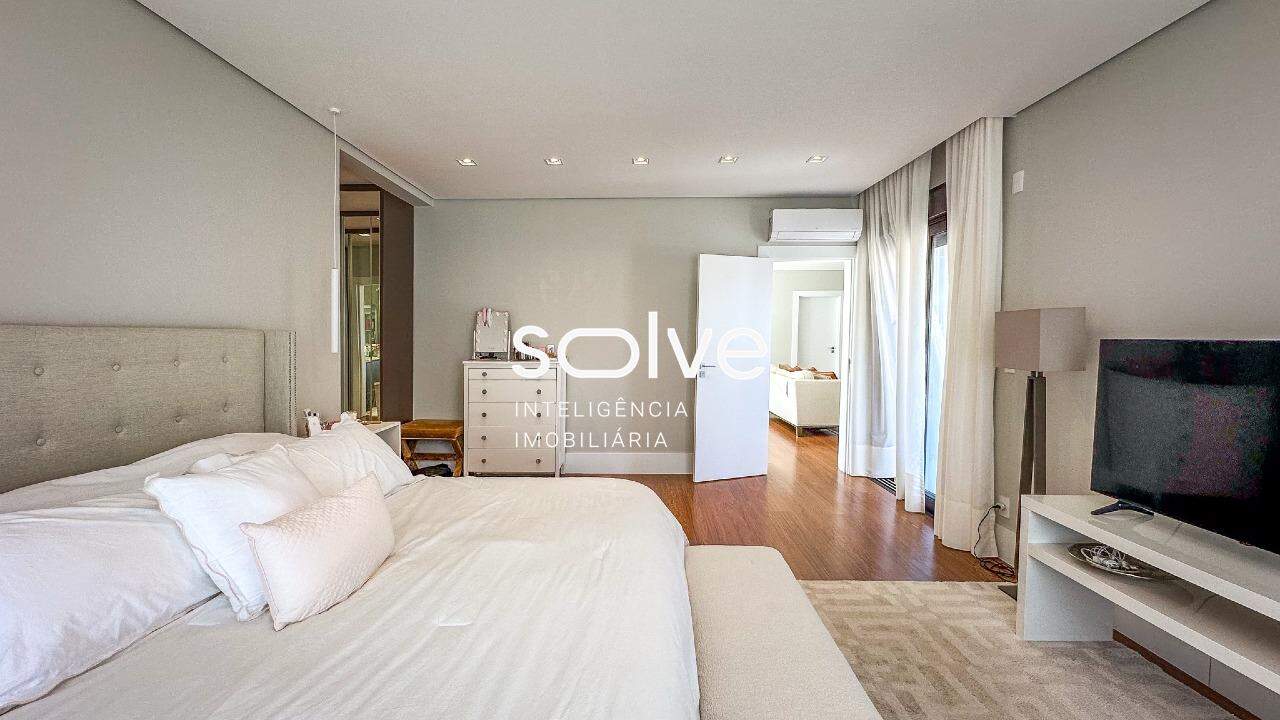 Sobrado em Condomínio à venda no Jardim Residencial Santa Clara: 