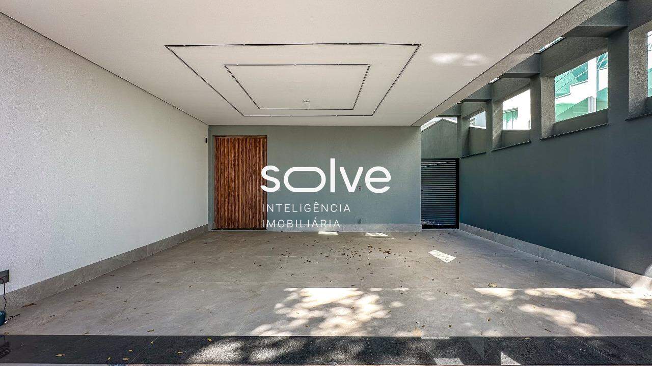 Casa em Condomínio à venda em Campinas - Ville Sainte Helene por 4.190.000,00: 