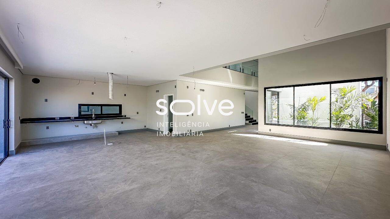 Casa em Condomínio à venda em Campinas - Ville Sainte Helene por 4.190.000,00: 