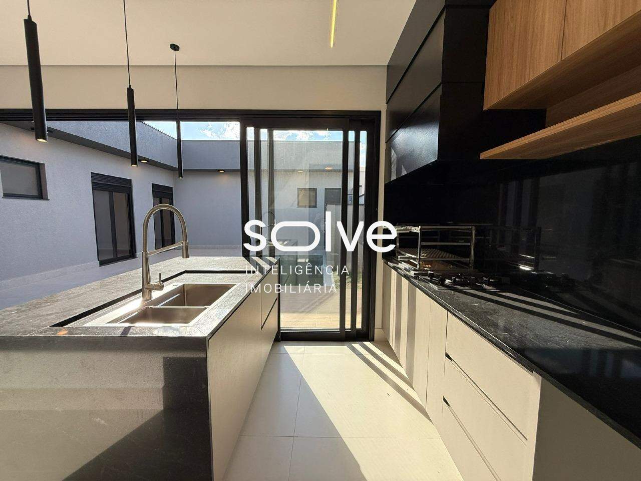 Casa em Condomínio à venda em Indaiatuba - Jardim Residencial Dona Maria Cândida por 2.000.000,00: 