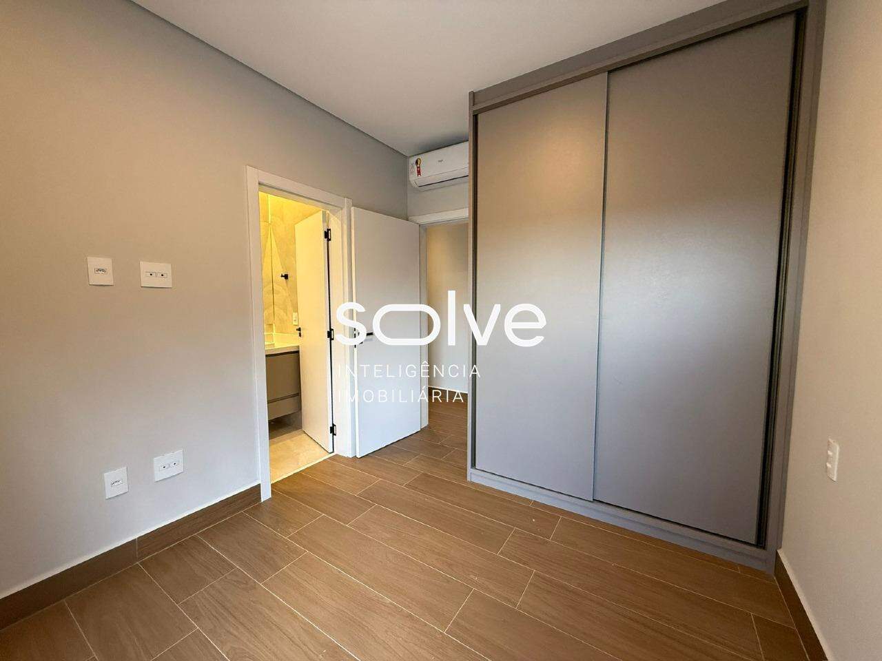 Casa em Condomínio à venda em Indaiatuba - Jardim Residencial Dona Maria Cândida por 2.000.000,00: 