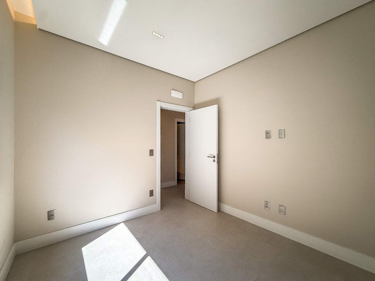 Casa em Condomínio à venda em Indaiatuba - Residencial Santa Clara por 4.500.000,00: 
