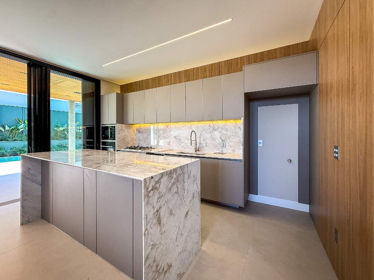 Casa em Condomínio à venda em Indaiatuba - Residencial Santa Clara por 4.500.000,00: 
