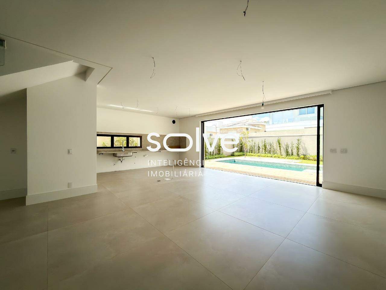 Casa em Condomínio à venda em Campinas - Ville Sainte Helene por 4.270.000,00: 