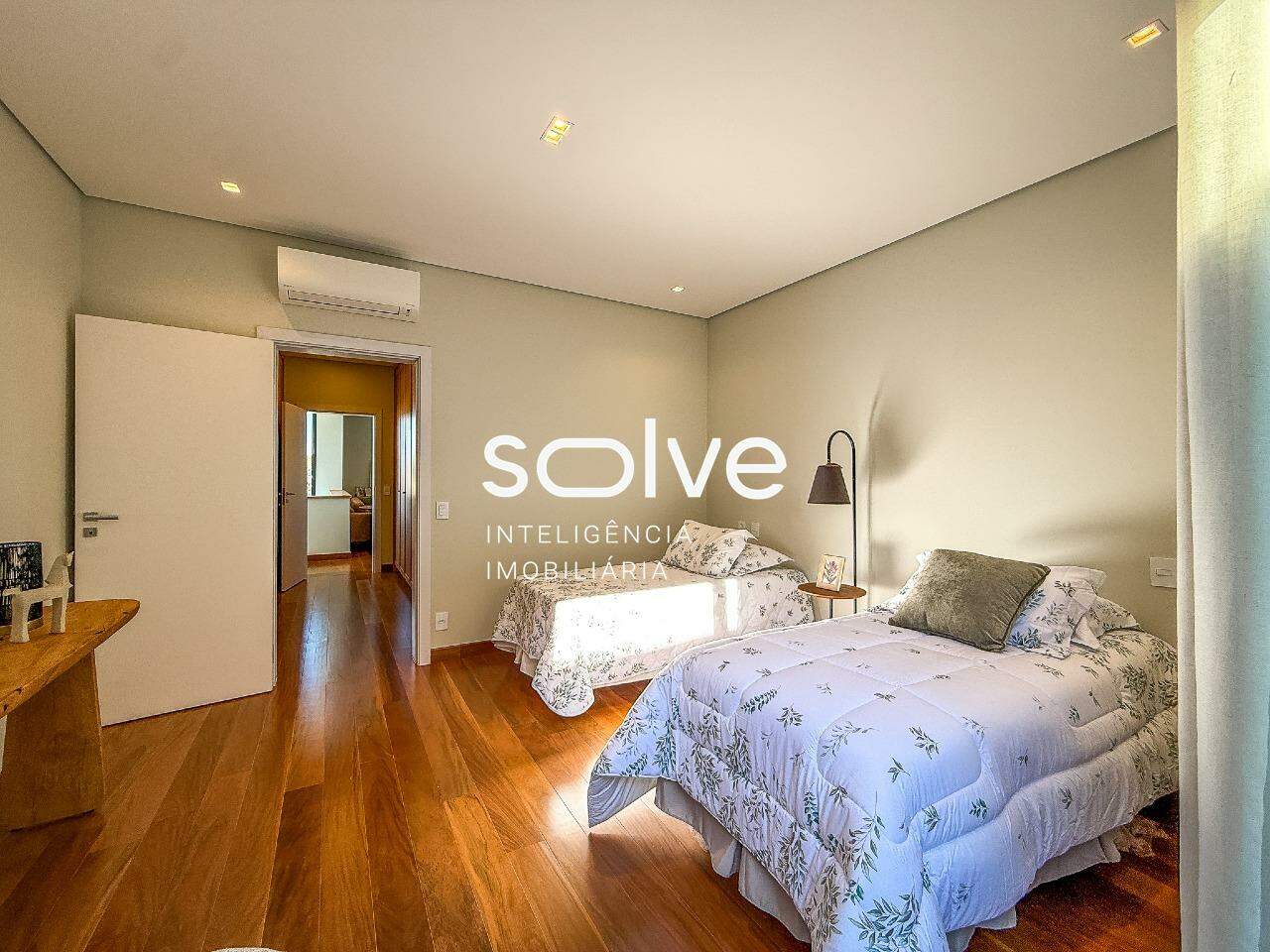 Casa em Condomínio à venda em Indaiatuba - Villa dos Pinheiros por 6.980.000,00: