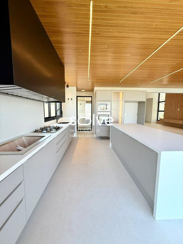 Sobrado em Condomínio à venda em Indaiatuba - Jardim Vila Paradiso por 4.900.000,00: 