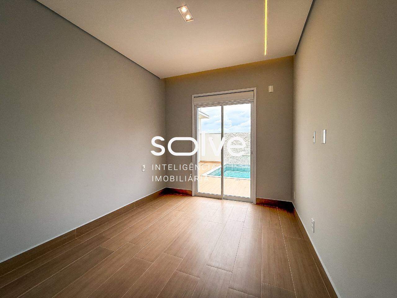 Casa em Condomínio à venda em Indaiatuba - Jardim Residencial Dona Maria Cândida por 2.050.000,00: 