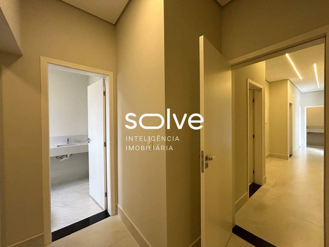 Casa em Condomínio à venda em Indaiatuba - Jardins Di Roma por 1.800.000,00: 