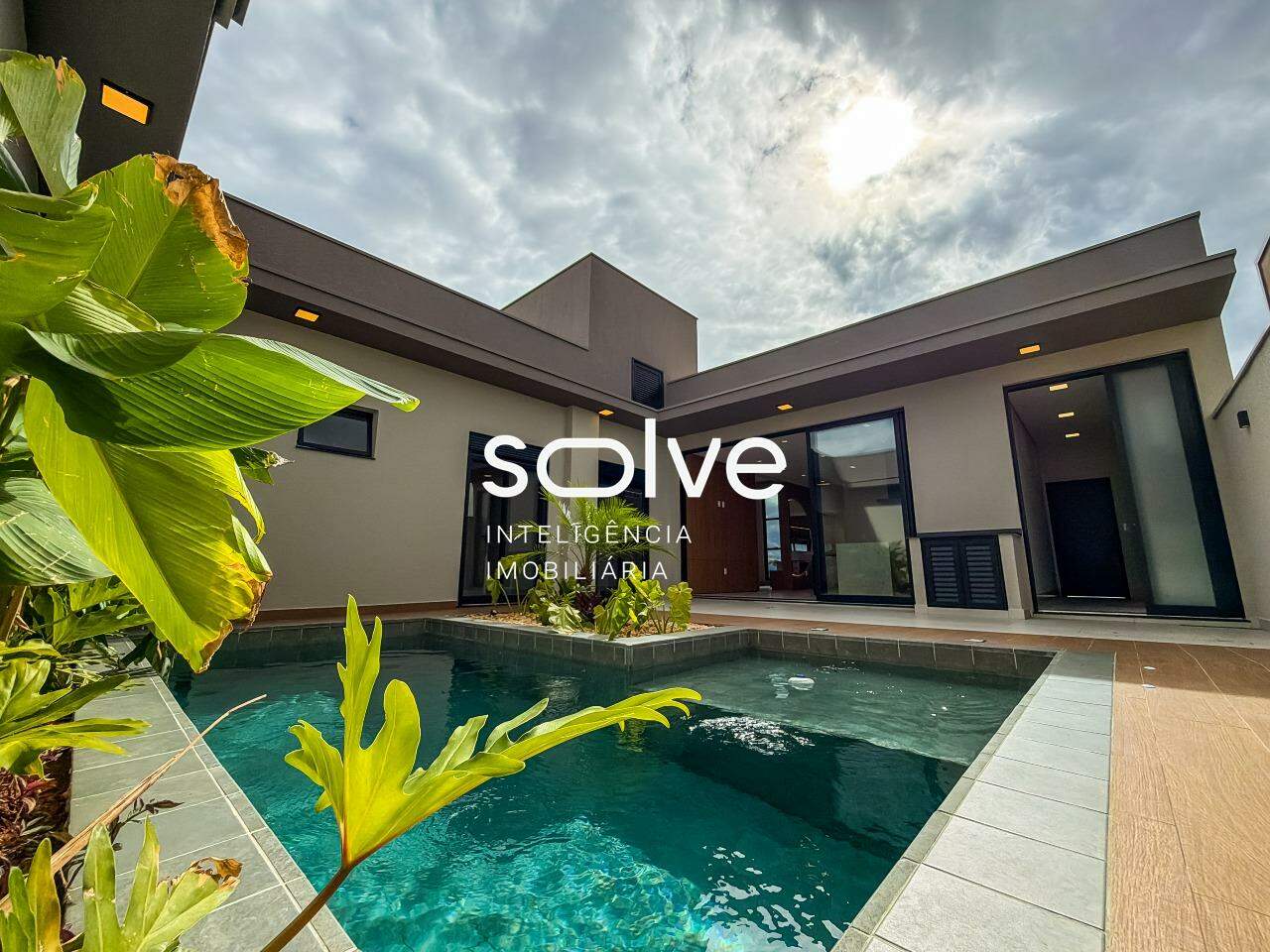 Casa em Condomínio à venda em Indaiatuba - Jardim Residencial Dona Maria Cândida por 2.100.000,00: 