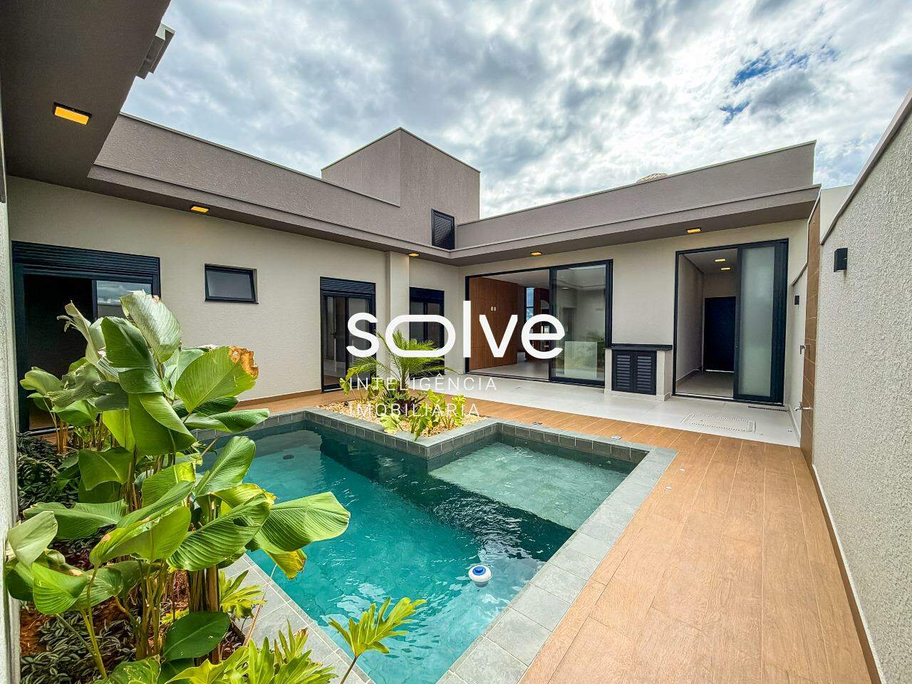 Casa em Condomínio à venda em Indaiatuba - Jardim Residencial Dona Maria Cândida por 2.100.000,00: 