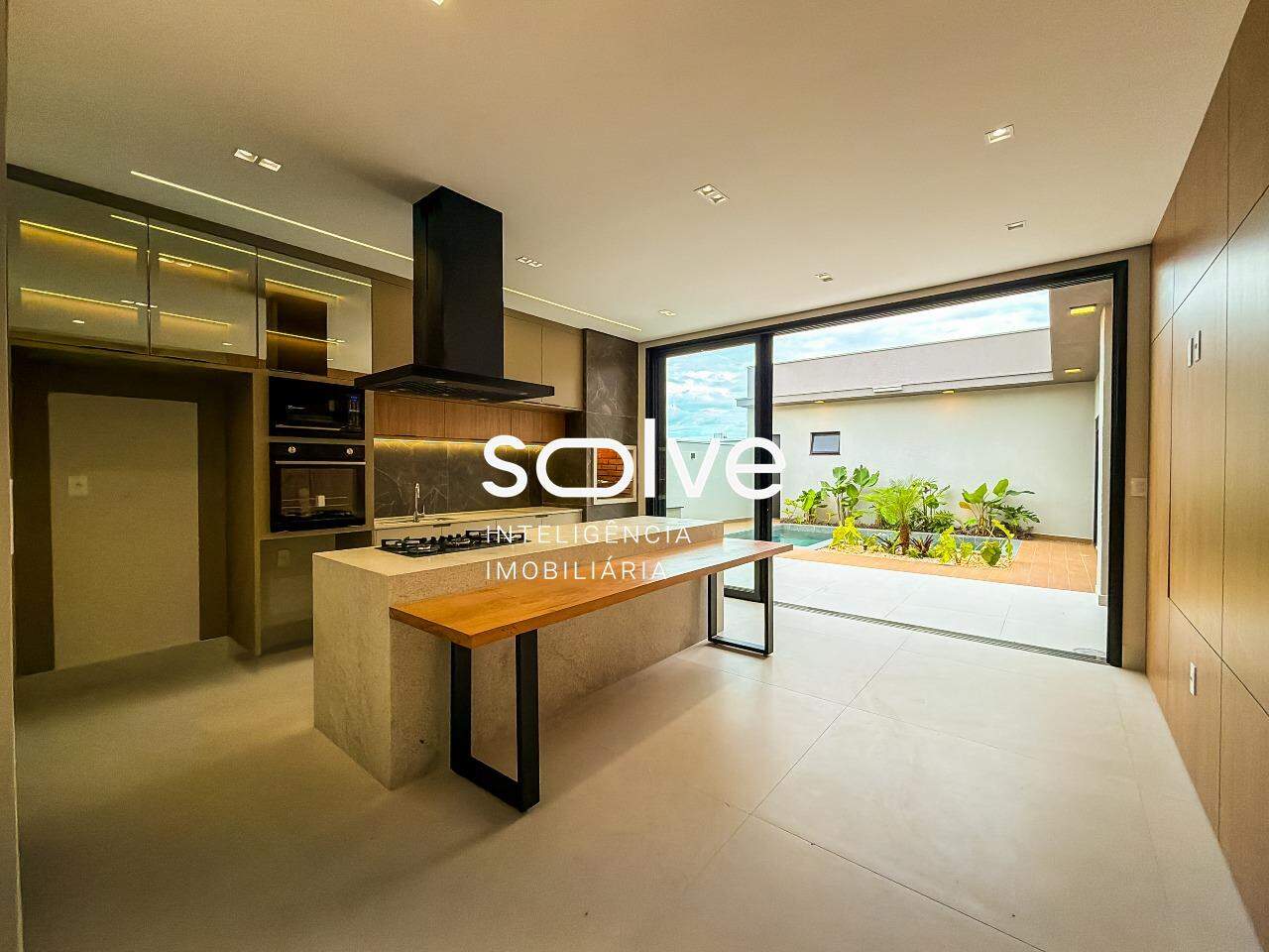 Casa em Condomínio à venda em Indaiatuba - Jardim Residencial Dona Maria Cândida por 2.100.000,00: 