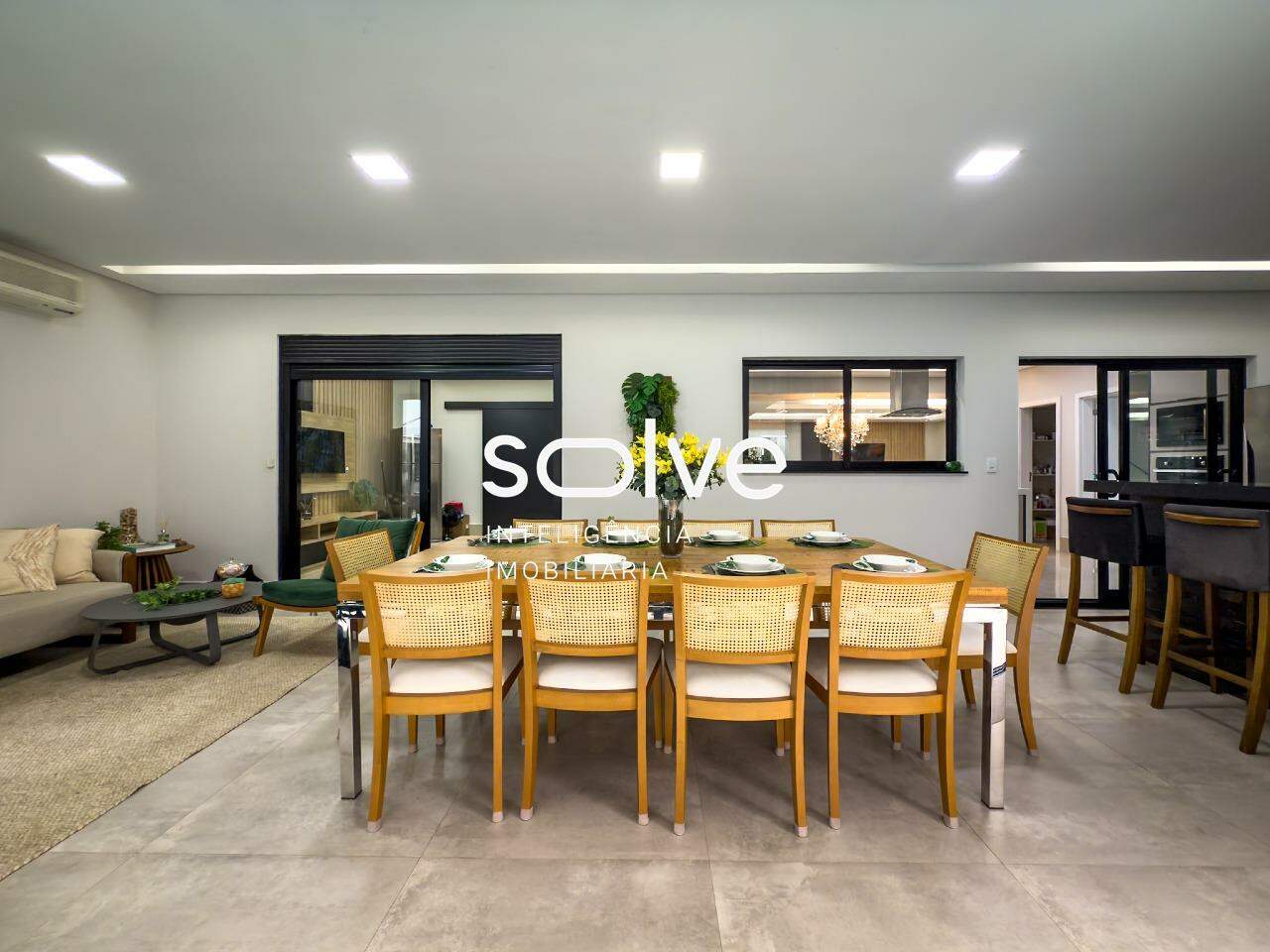 Casa em Condomínio à venda em Campinas - Mont Blanc Residence por 7.600.000,00: