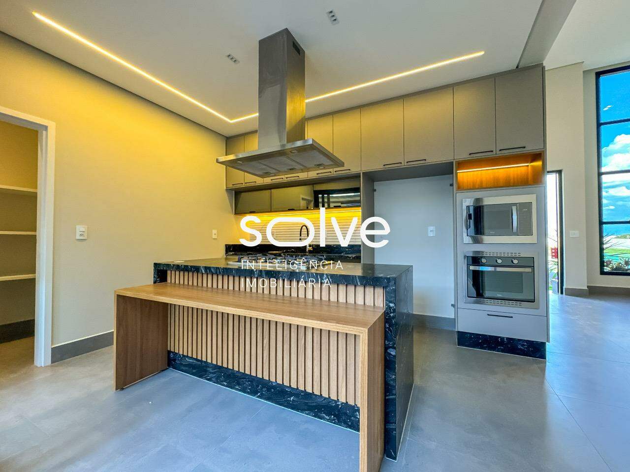 Casa em Condomínio à venda em Indaiatuba - Jardim Residencial Dona Maria Cândida por 2.100.000,00: 