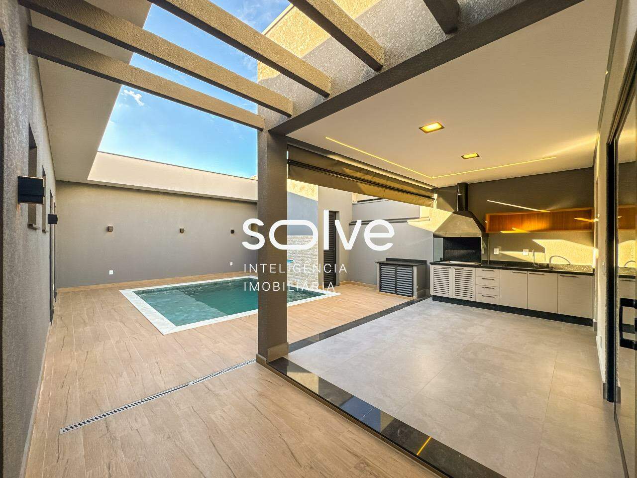 Casa em Condomínio à venda em Indaiatuba - Jardim Residencial Dona Maria Cândida por 2.100.000,00: 