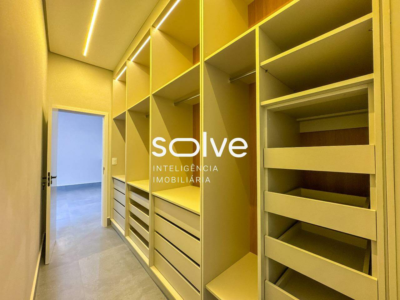 Casa em Condomínio à venda em Indaiatuba - Jardim Residencial Dona Maria Cândida por 2.100.000,00: 