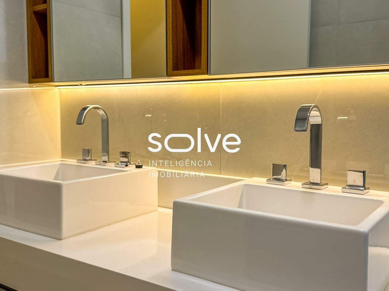 Casa em Condomínio à venda em Indaiatuba - Jardim Residencial Dona Maria Cândida por 2.100.000,00: 