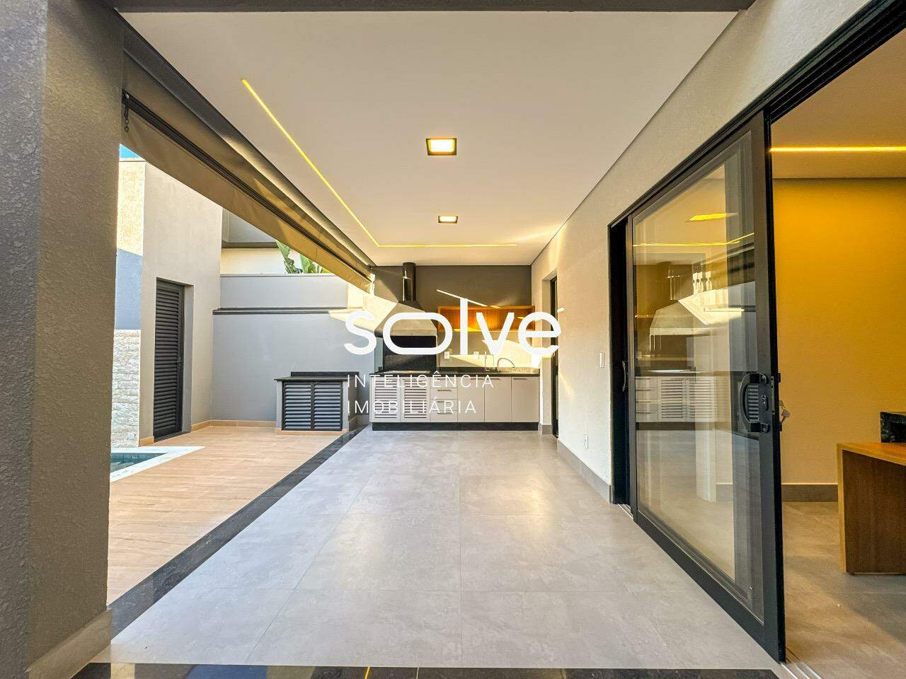 Casa em Condomínio à venda em Indaiatuba - Jardim Residencial Dona Maria Cândida por 2.100.000,00: 