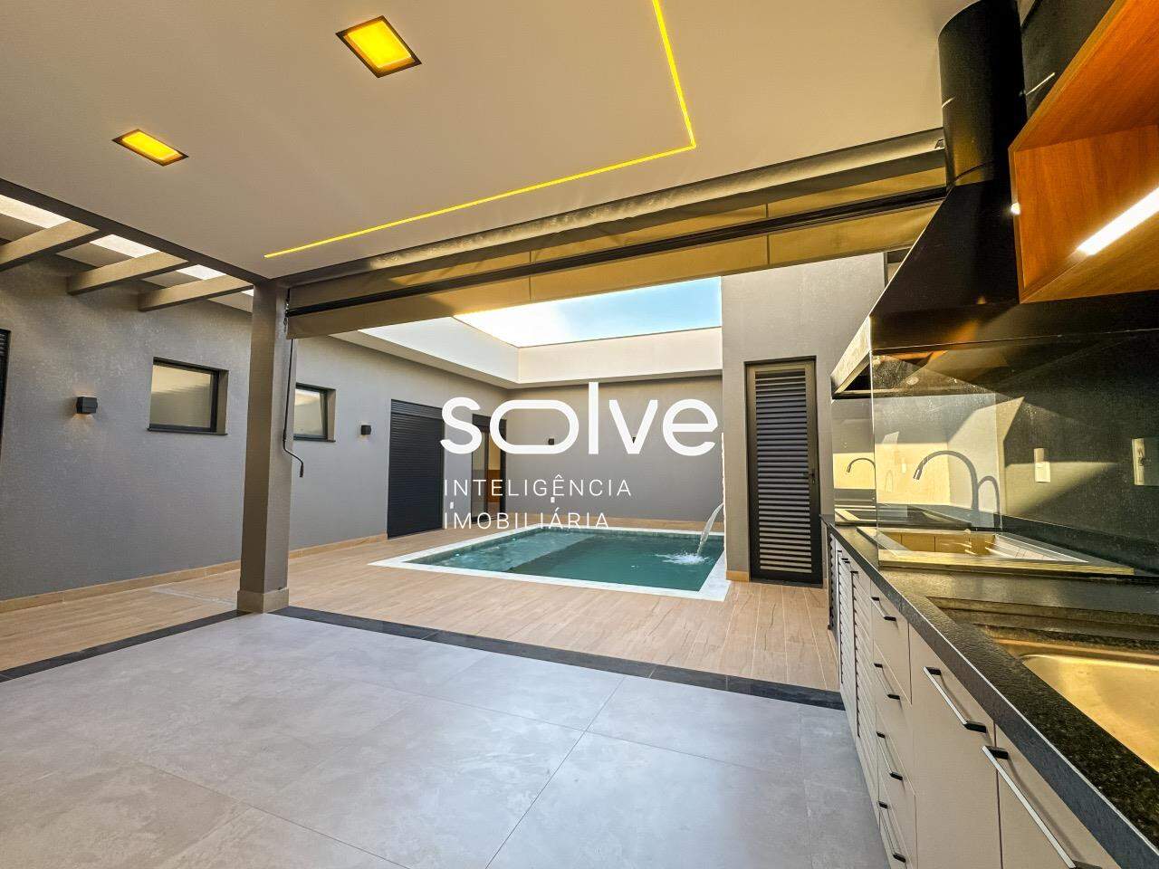 Casa em Condomínio à venda em Indaiatuba - Jardim Residencial Dona Maria Cândida por 2.100.000,00: 