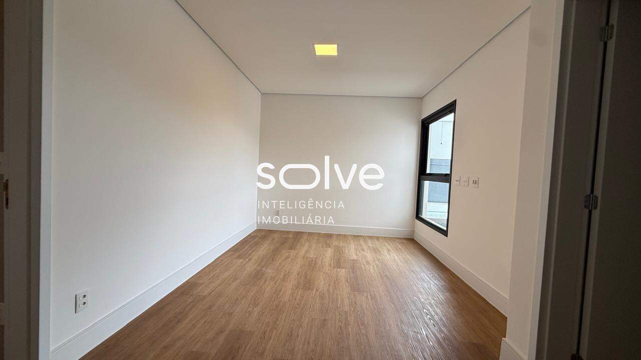 Sobrado em Condomínio à venda em Campinas - Reserva Alpha Galleria por 2.665.000,00: Suíte I