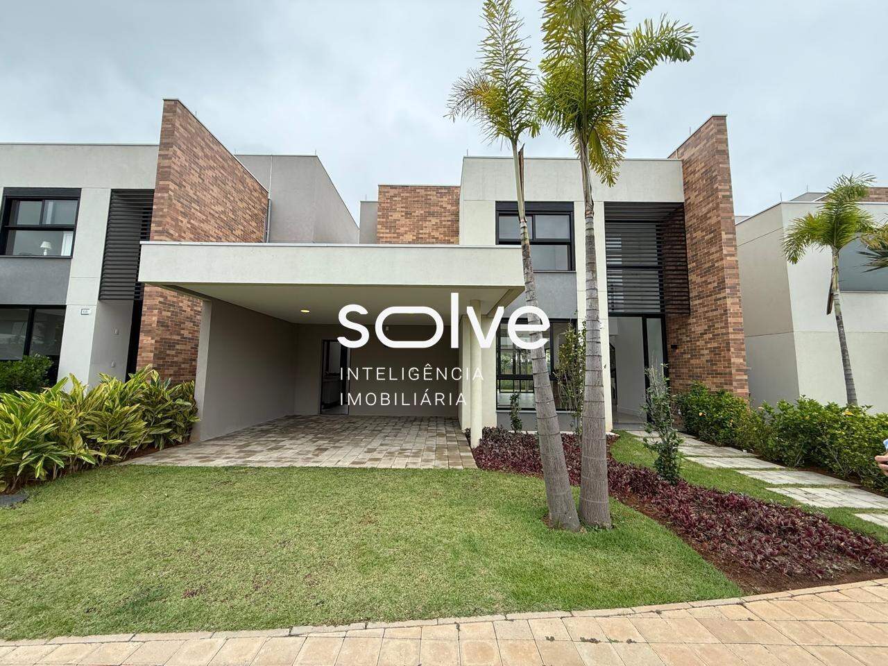 Sobrado em Condomínio para aluguel em Campinas - Reserva Alpha Galleria por 19.000,00: Fachada Casa