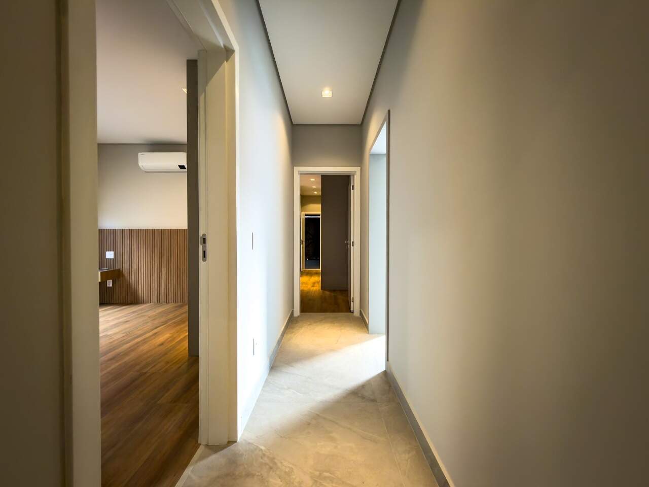 Casa em Condomínio à venda em Campinas - Alphaville Dom Pedro 2 por 4.000.000,00: