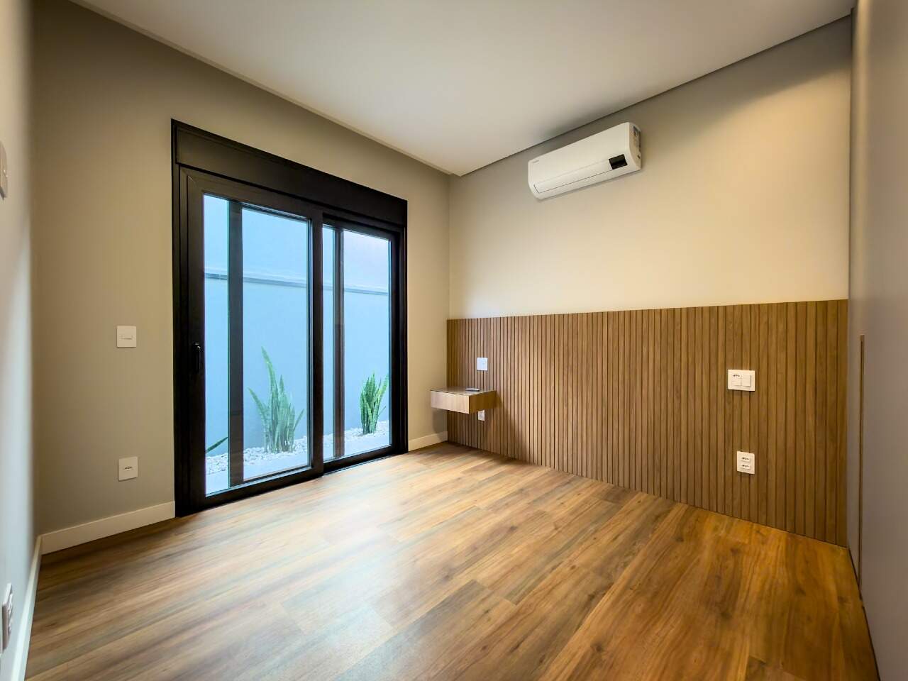 Casa em Condomínio à venda em Campinas - Alphaville Dom Pedro 2 por 4.000.000,00: