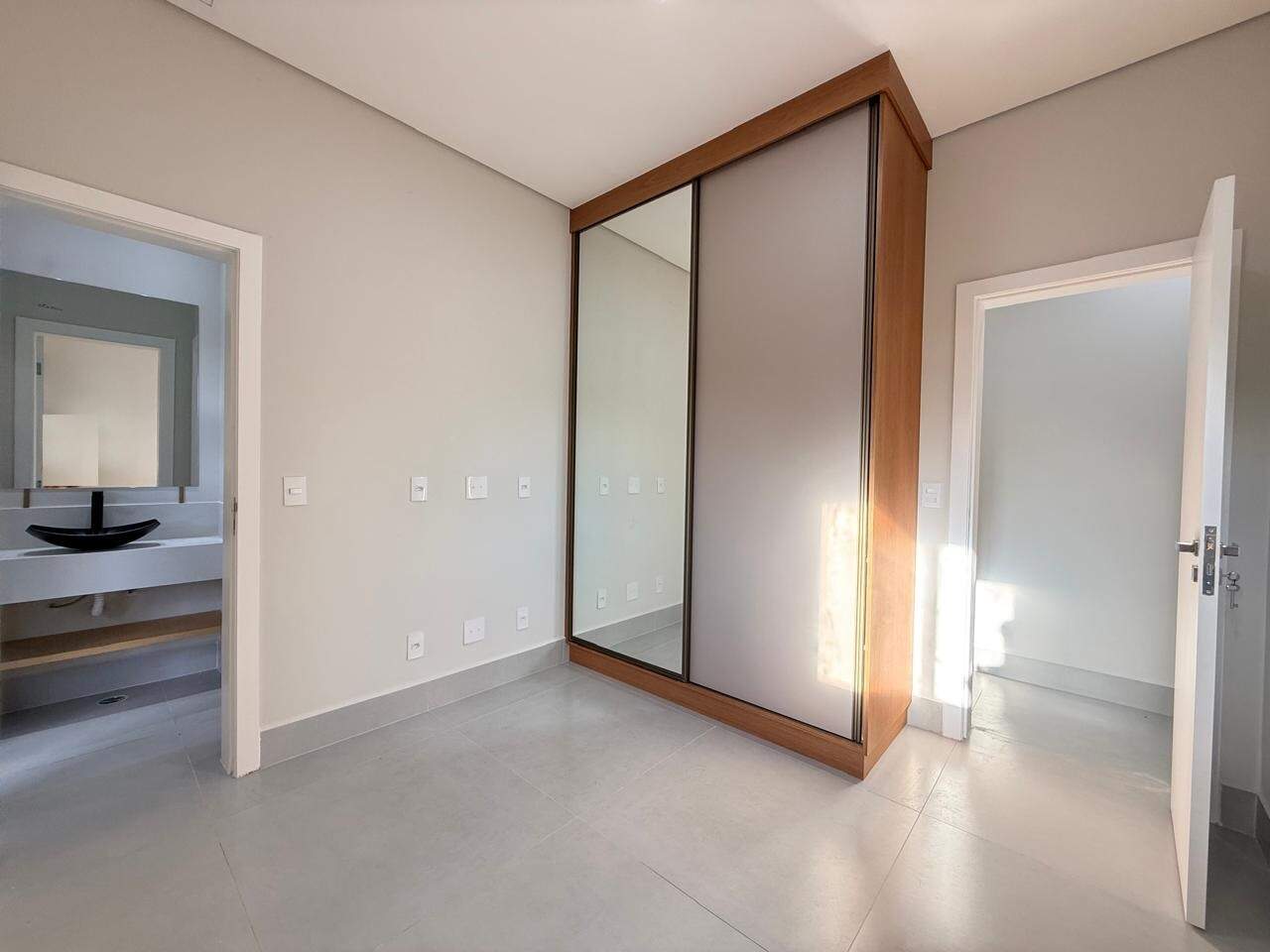 Casa em Condomínio à venda em Indaiatuba - Residencial London Park por 1.850.000,00: