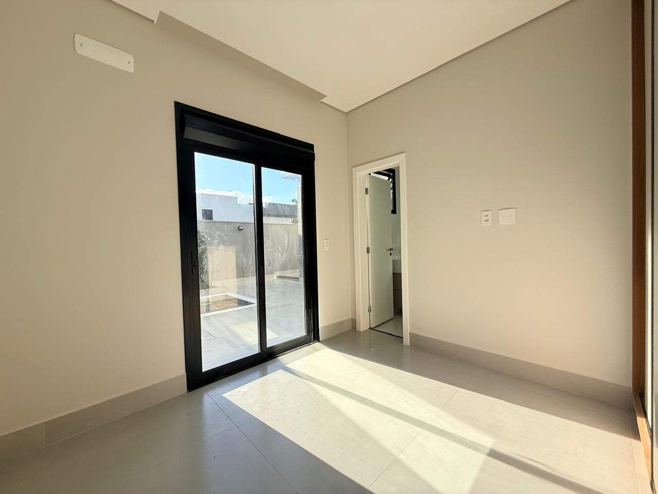 Casa em Condomínio à venda em Indaiatuba - Residencial London Park por 1.850.000,00: