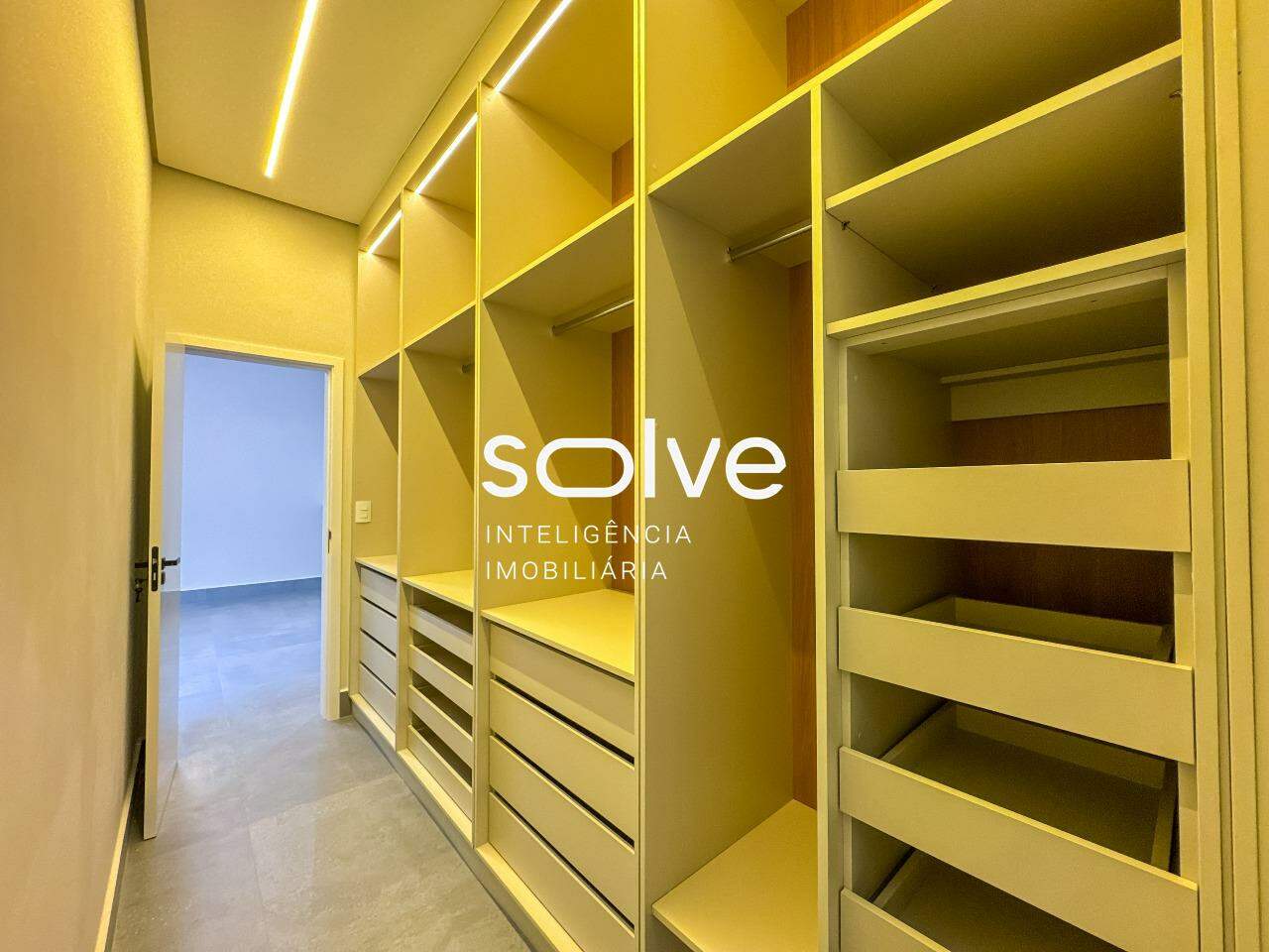 Casa em Condomínio à venda em Indaiatuba - Jardim Residencial Dona Maria Cândida por 2.100.000,00: 