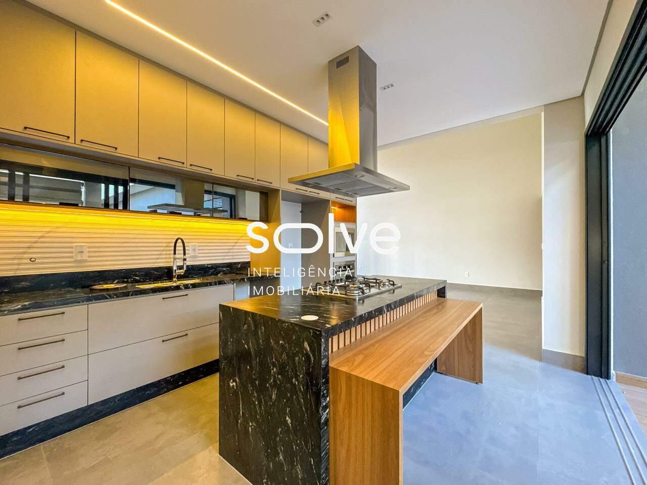 Casa em Condomínio à venda em Indaiatuba - Jardim Residencial Dona Maria Cândida por 2.100.000,00: 