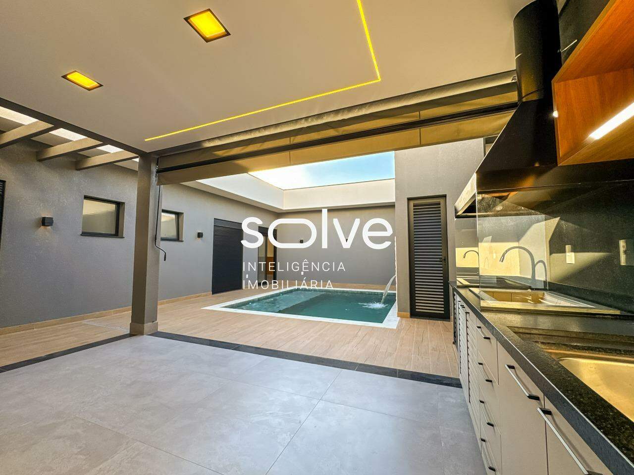 Casa em Condomínio à venda em Indaiatuba - Jardim Residencial Dona Maria Cândida por 2.100.000,00: 