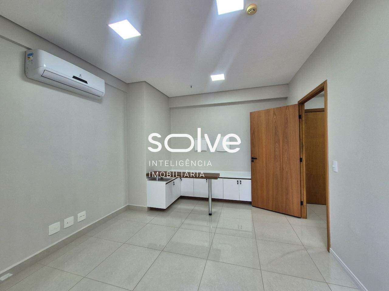 Sala à venda em Indaiatuba - Office Square por 550.000,00: 