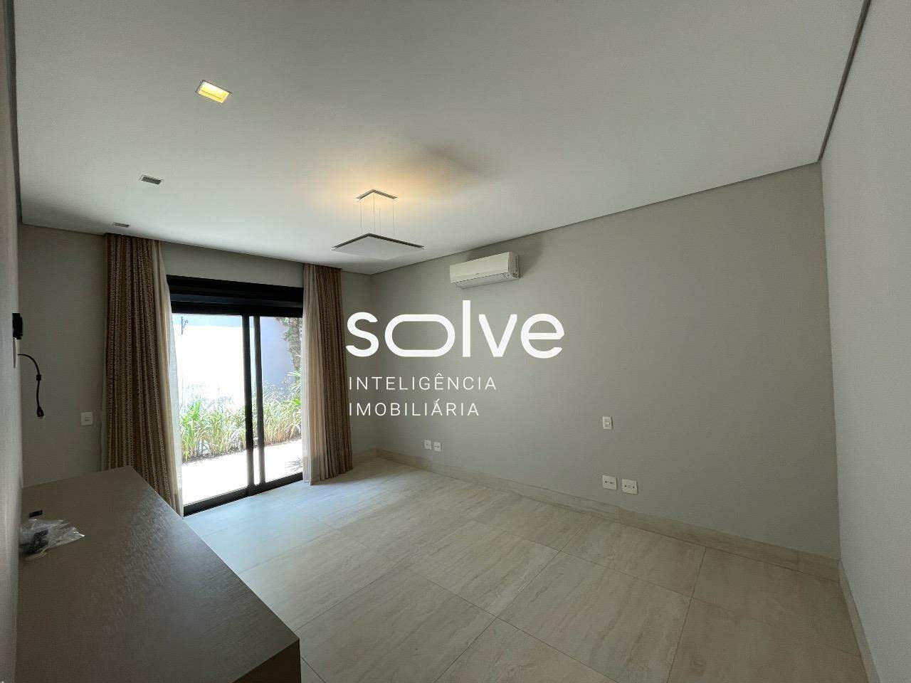 Casa em Condomínio à venda em Campinas - Residencial Parque das Araucárias por 4.278.000,00: 