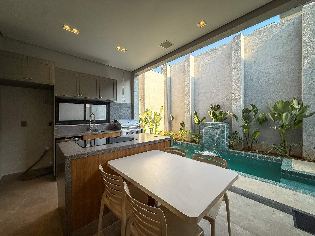 Casa em Condomínio à venda em Indaiatuba - Jardim Laguna por 2.500.000,00: 