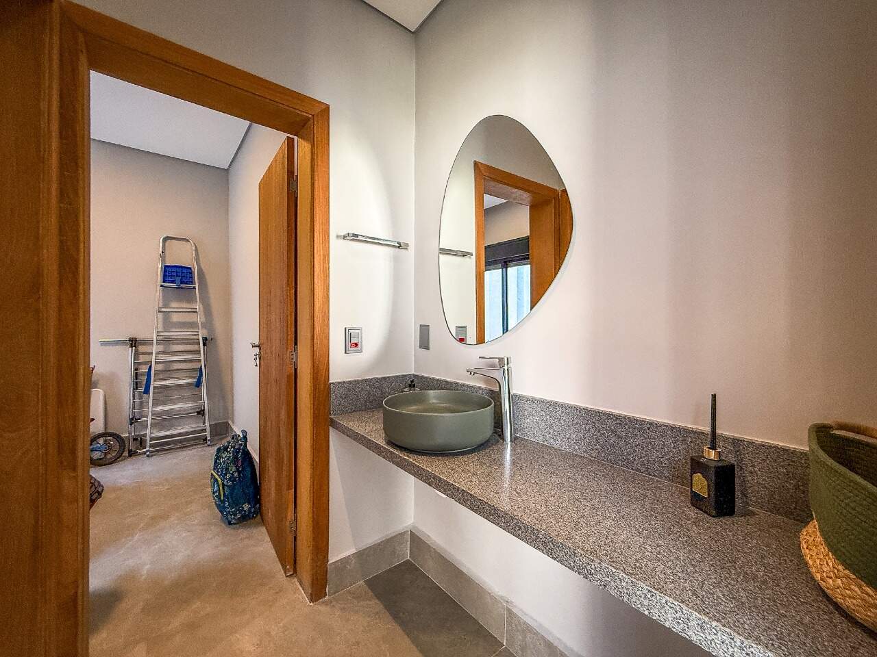 Casa em Condomínio à venda em Indaiatuba - Jardim Laguna por 2.500.000,00: 