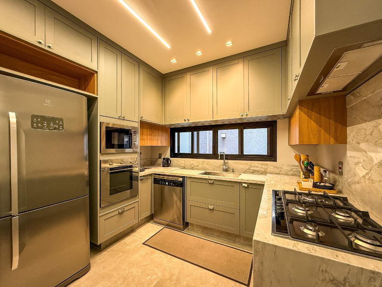 Casa em Condomínio à venda em Indaiatuba - Jardim Laguna por 2.500.000,00: 