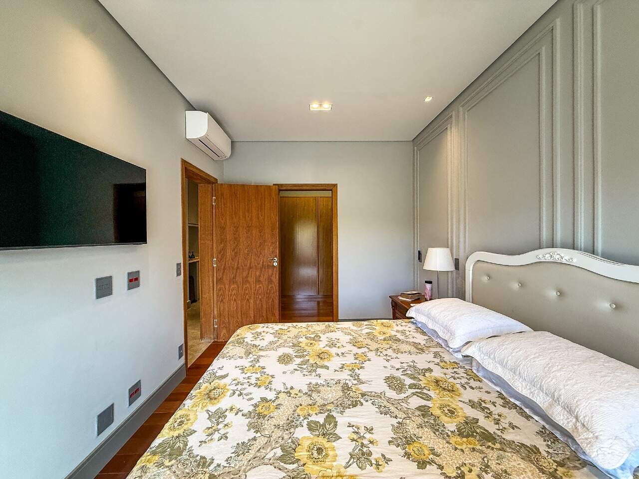 Casa em Condomínio à venda em Indaiatuba - Jardim Laguna por 2.500.000,00: 