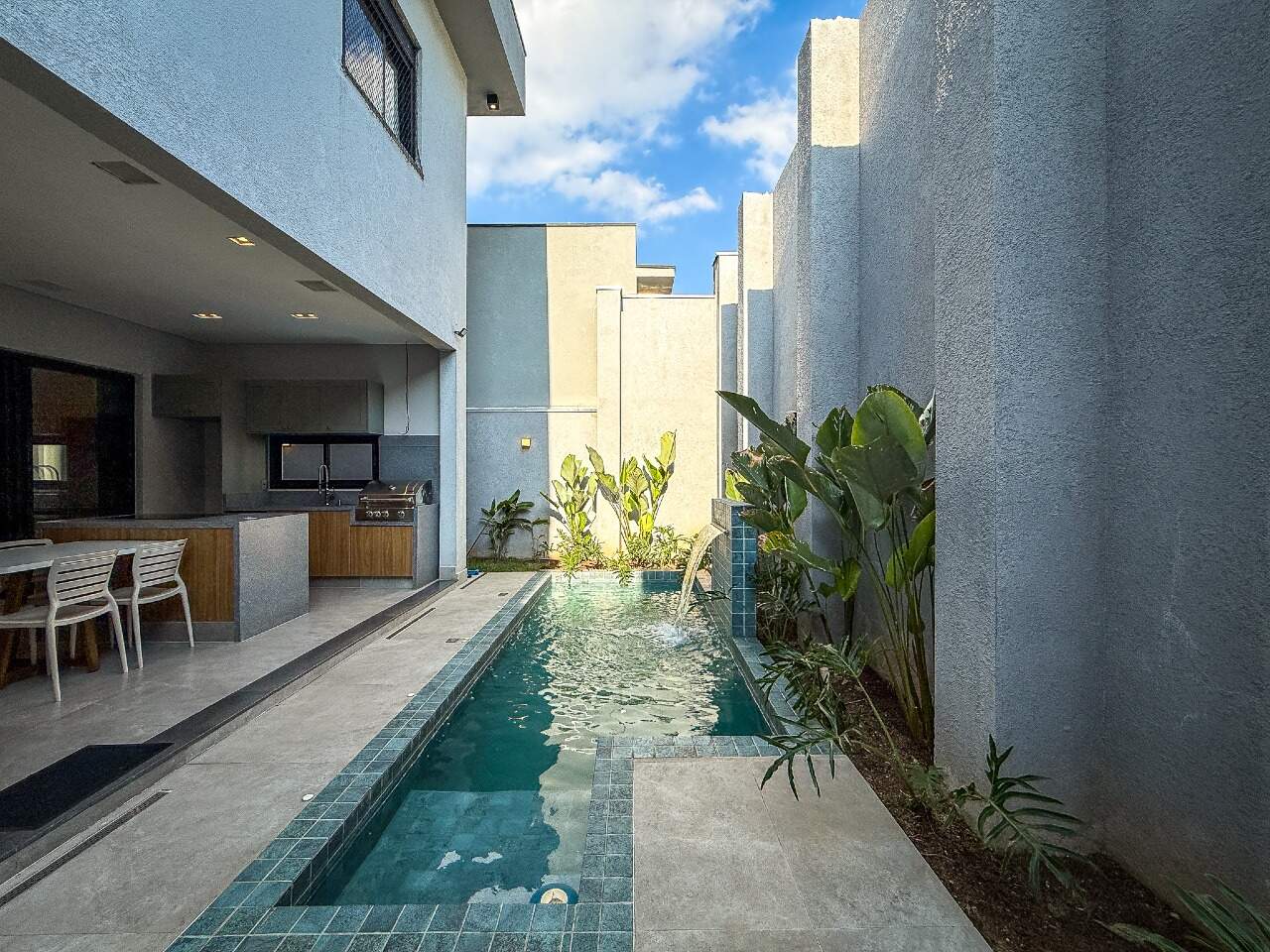 Casa em Condomínio à venda em Indaiatuba - Jardim Laguna por 2.500.000,00: 