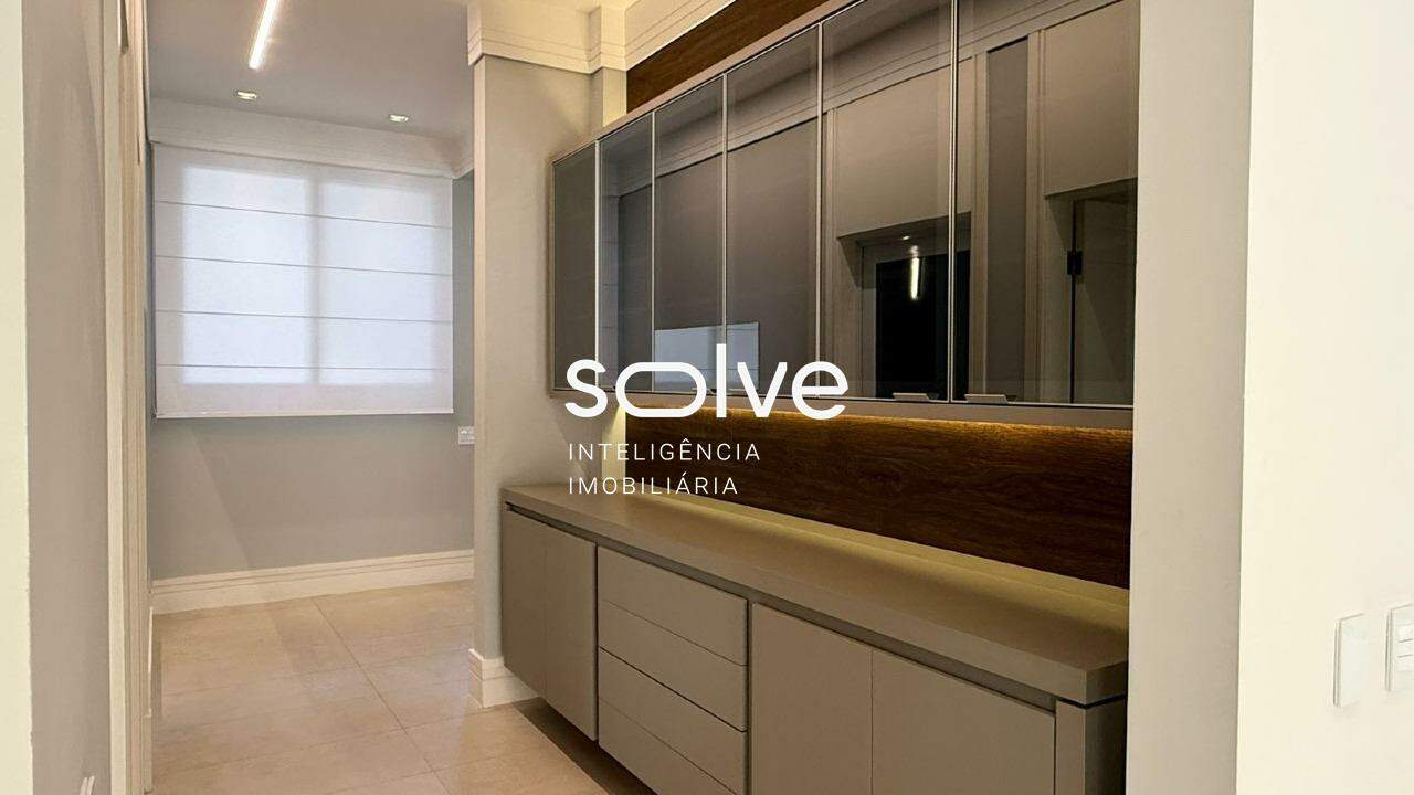 Casa em Condomínio à venda em Campinas - Alphaville Campinas por 7.680.000,00: Lavabo