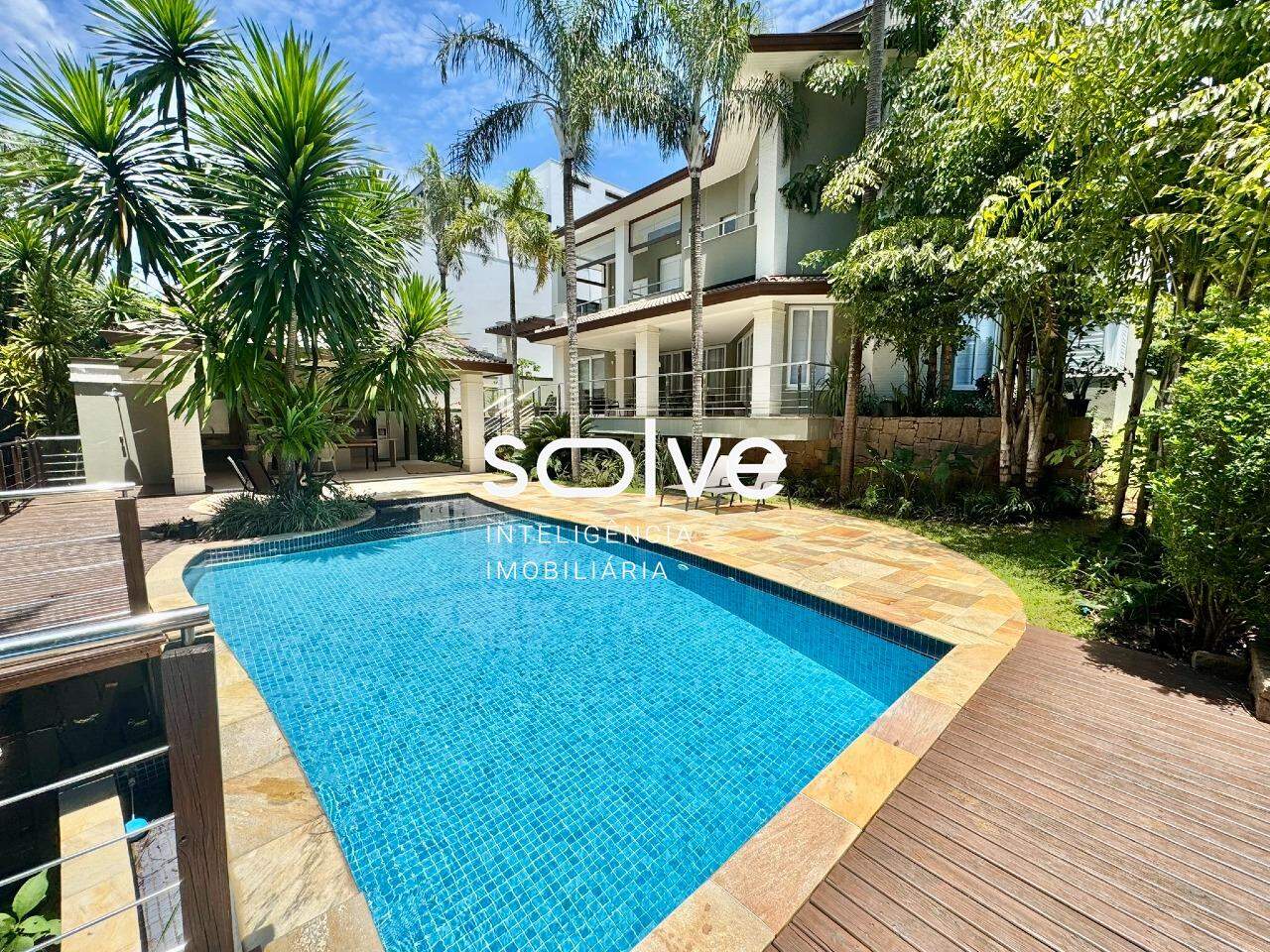 Casa em Condomínio à venda em Campinas - Alphaville Campinas por 7.680.000,00: Piscina