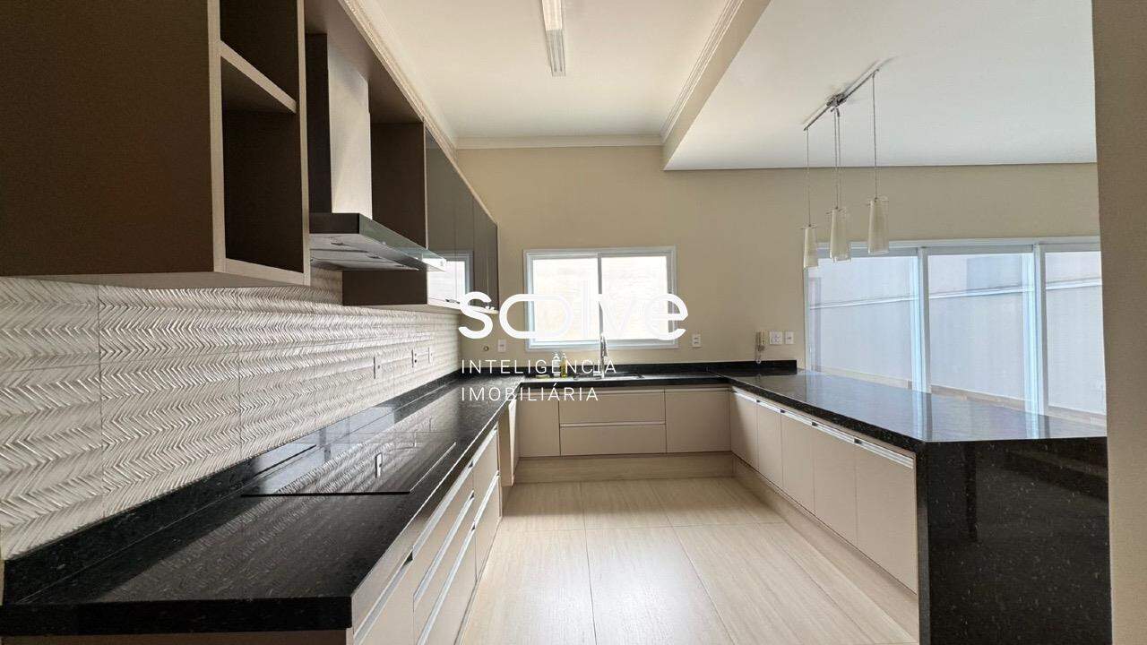 Sobrado em Condomínio à venda em Indaiatuba - Jardim Residencial Dona Lucilla por 2.190.000,00: