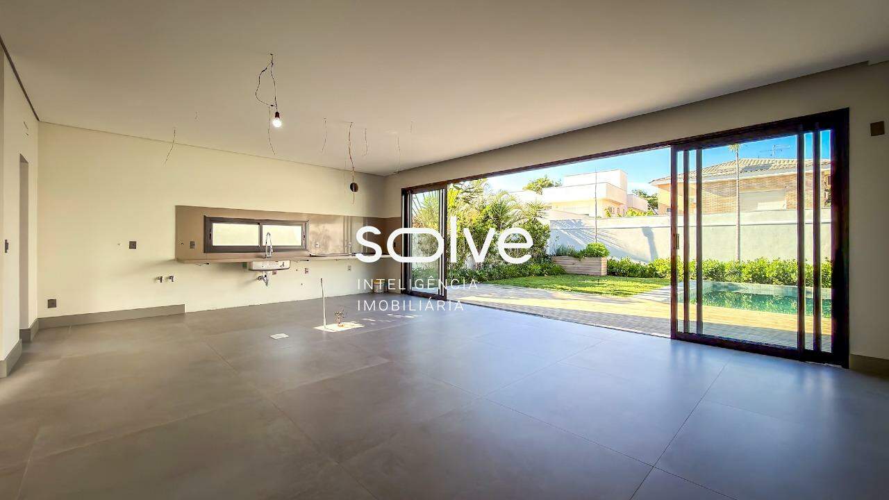 Casa em Condomínio à venda em Campinas - Ville Sainte Helene por 4.270.000,00: 