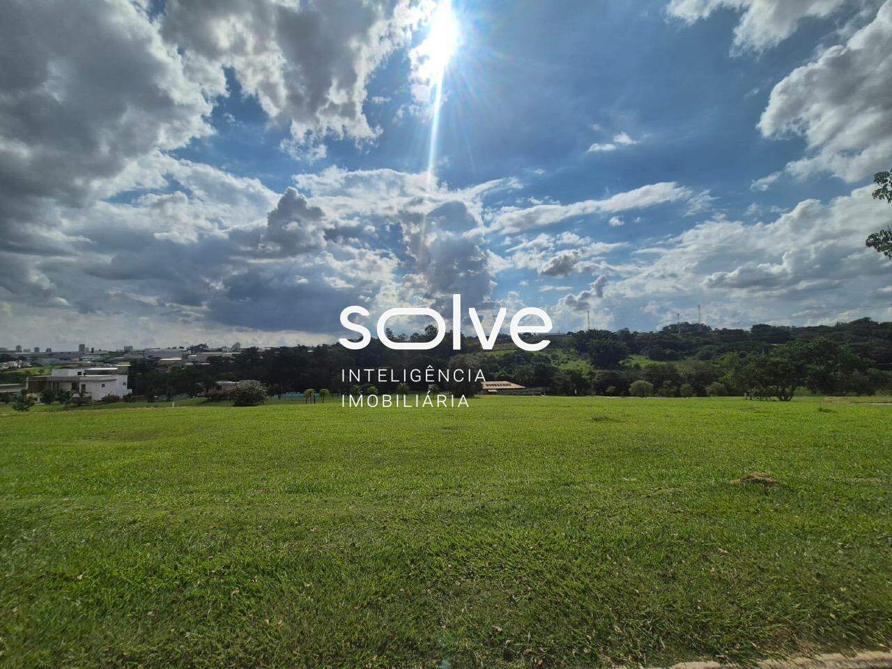 Terreno em Condomínio à venda em Indaiatuba - Jardins do Golfe por 800.000,00: 