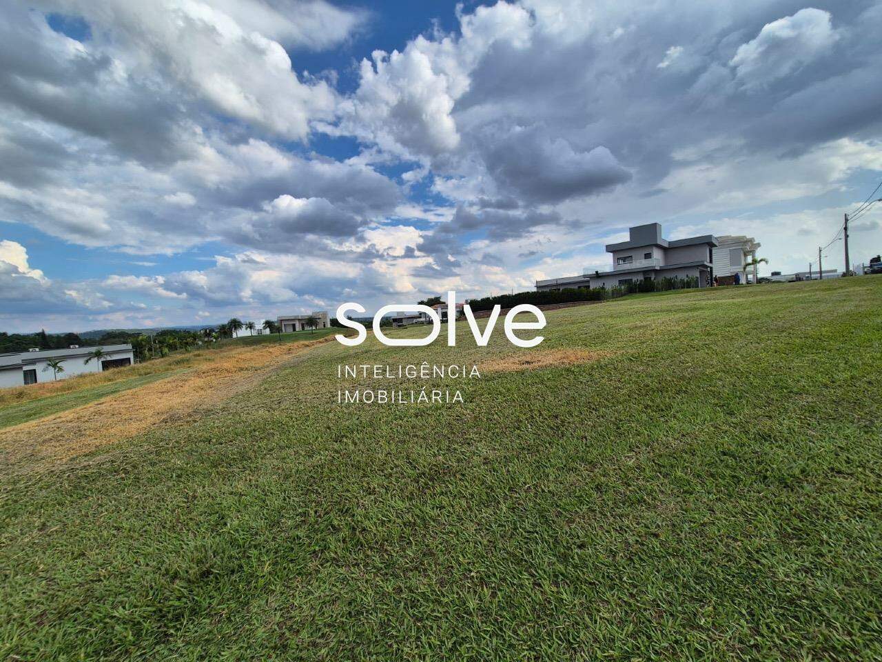 Terreno em Condomínio à venda em Indaiatuba - Jardins do Golfe por 800.000,00: 