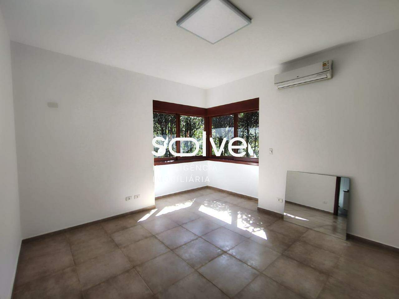 Casa em Condomínio para aluguel em Indaiatuba - Helvetia Polo Country por 15.000,00:
