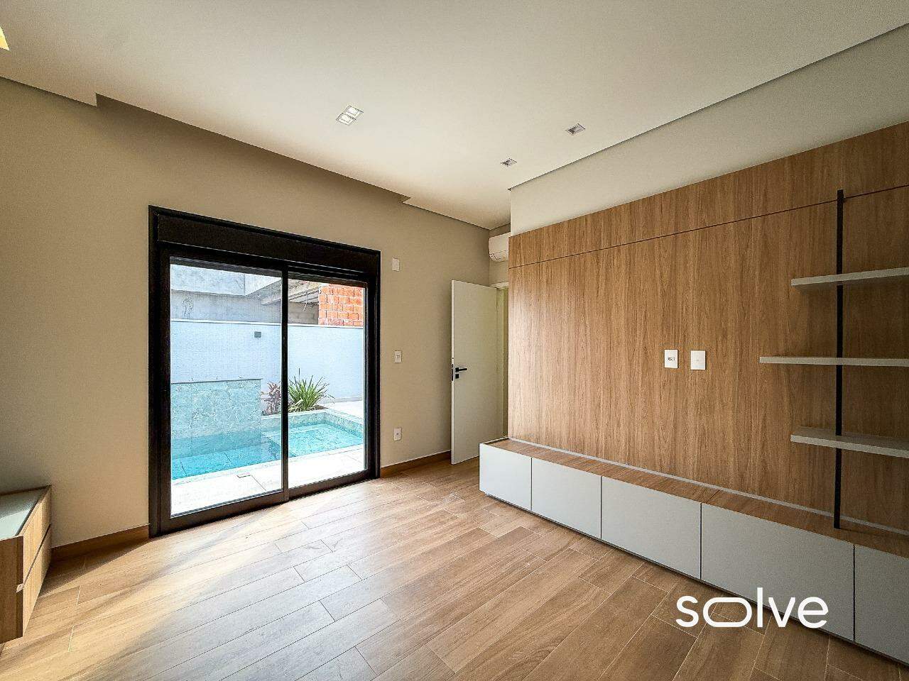 Casa em Condomínio à venda em Indaiatuba - Villa Sapezal por 2.300.000,00: 