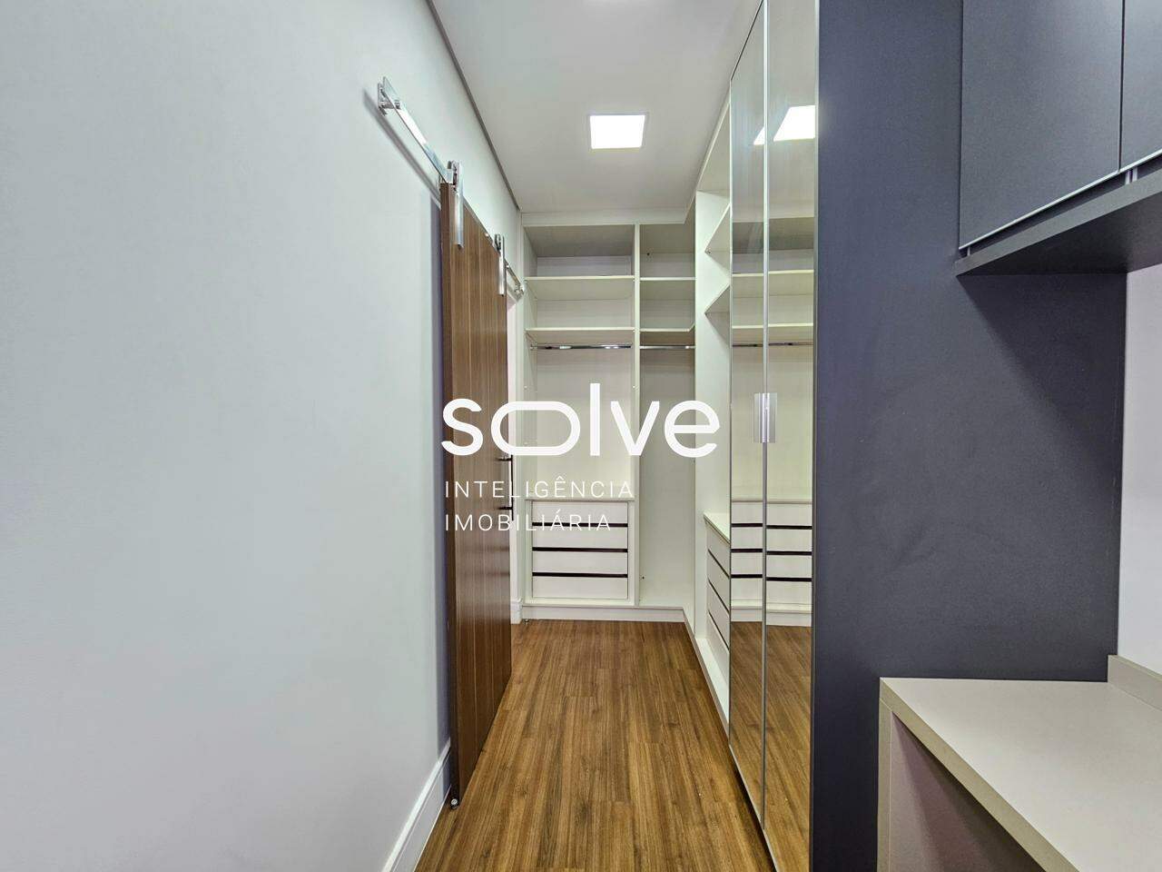 Sobrado em Condomínio à venda em Indaiatuba - Residencial Maria Dulce por 2.390.000,00: