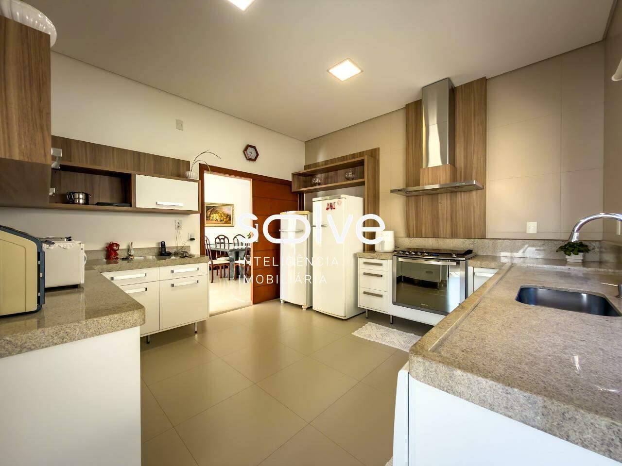 Casa em Condomínio à venda em Campinas - Mont Blanc Residence por 3.400.000,00: 