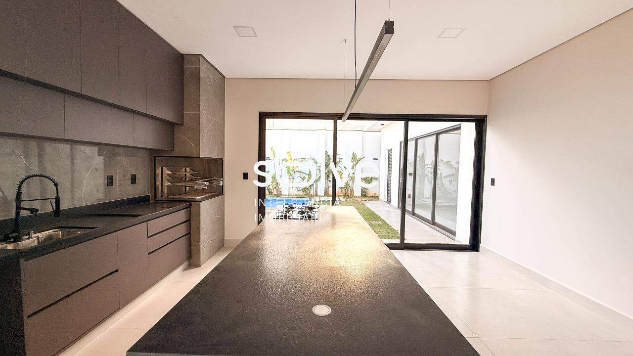 Casa em Condomínio à venda em Indaiatuba - Villa Sapezal por 2.200.000,00: