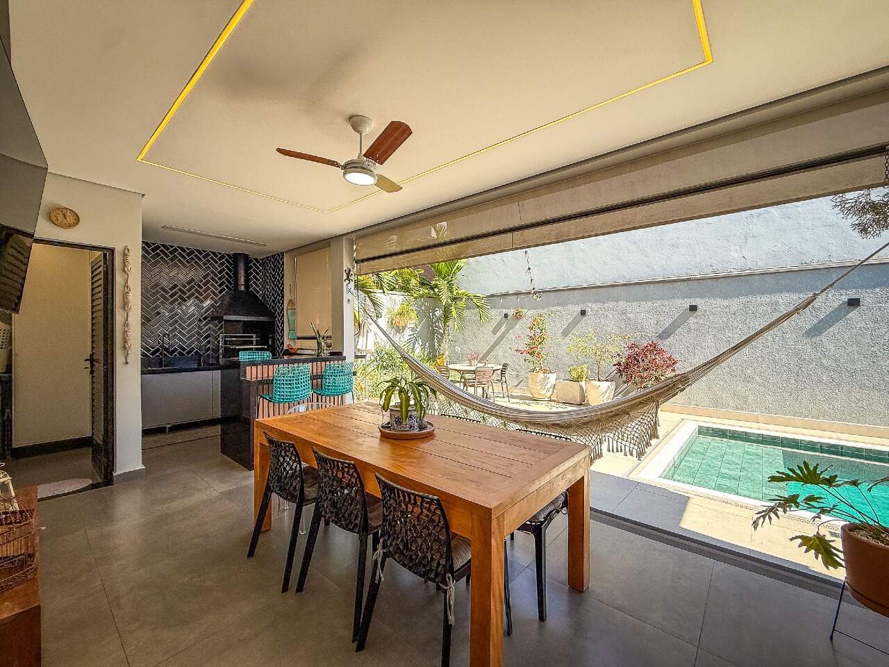 Casa em Condomínio à venda em Indaiatuba - Residencial Maria Dulce por 2.990.000,00: